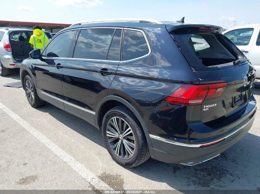 VW Tiguan 2018 VOLKSWAGEN TIGUAN 2.0T - изображение 9