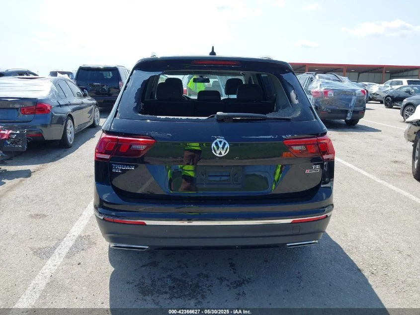VW Tiguan 2018 VOLKSWAGEN TIGUAN 2.0T - изображение 8