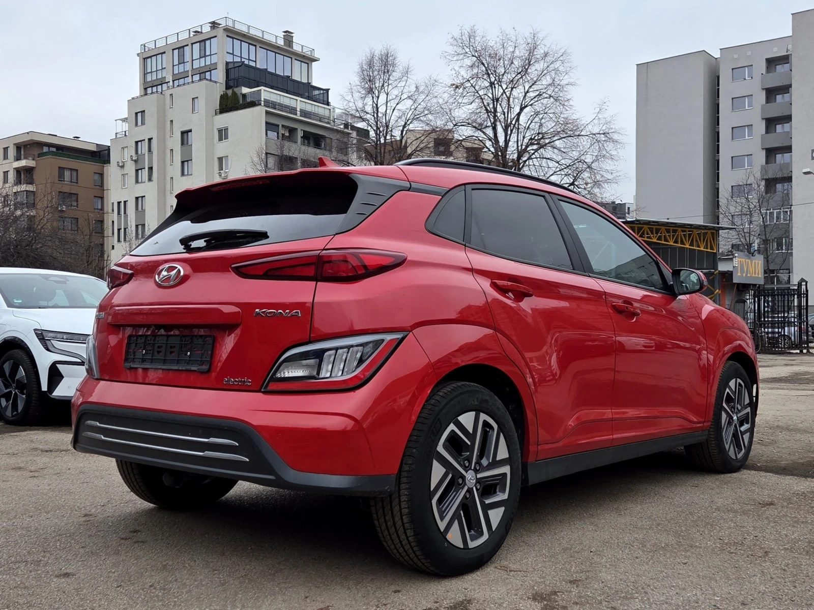 Hyundai Kona 64KWh/ГАРАНЦИОННА/SOH100% - изображение 3