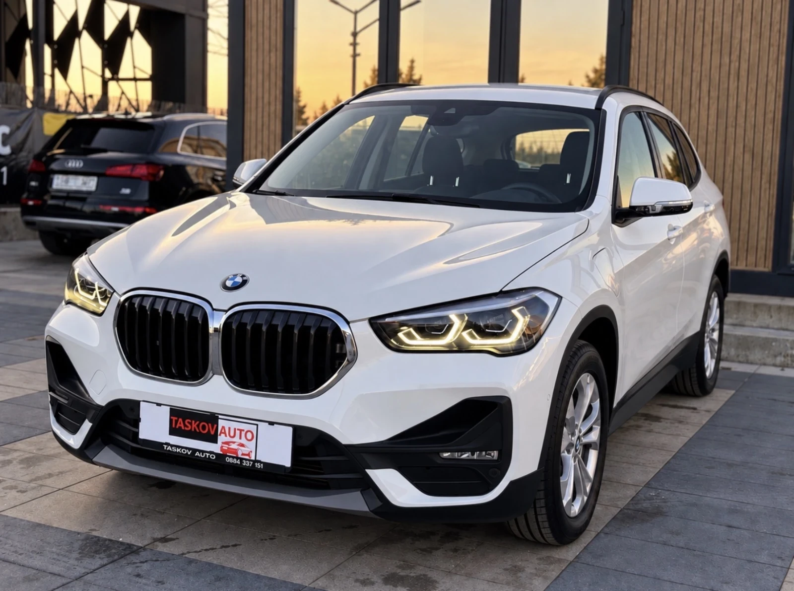 BMW X1 2021 XDRIVE Plug-in хибрид