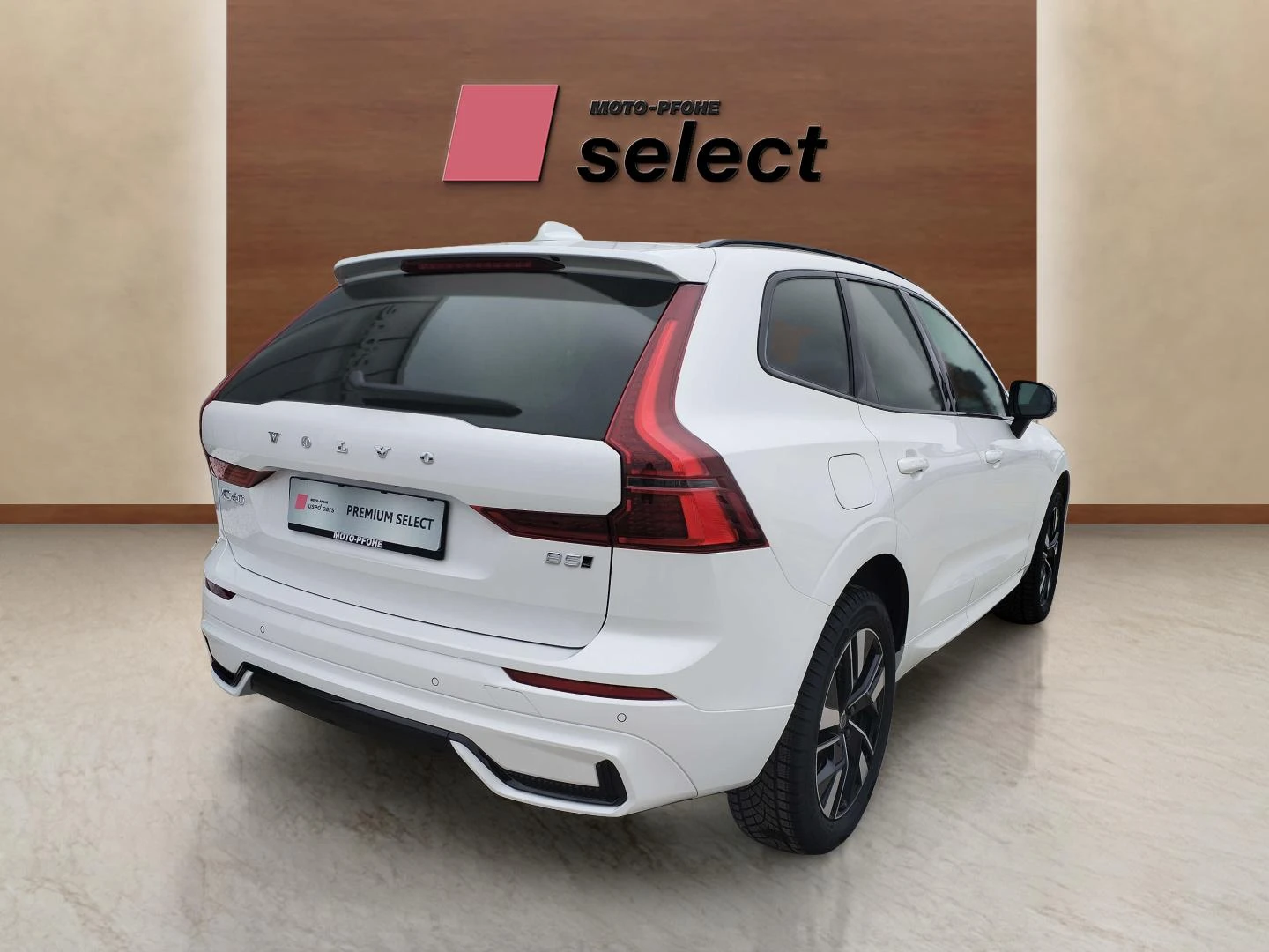 Volvo XC60 2.0 B5 - изображение 5