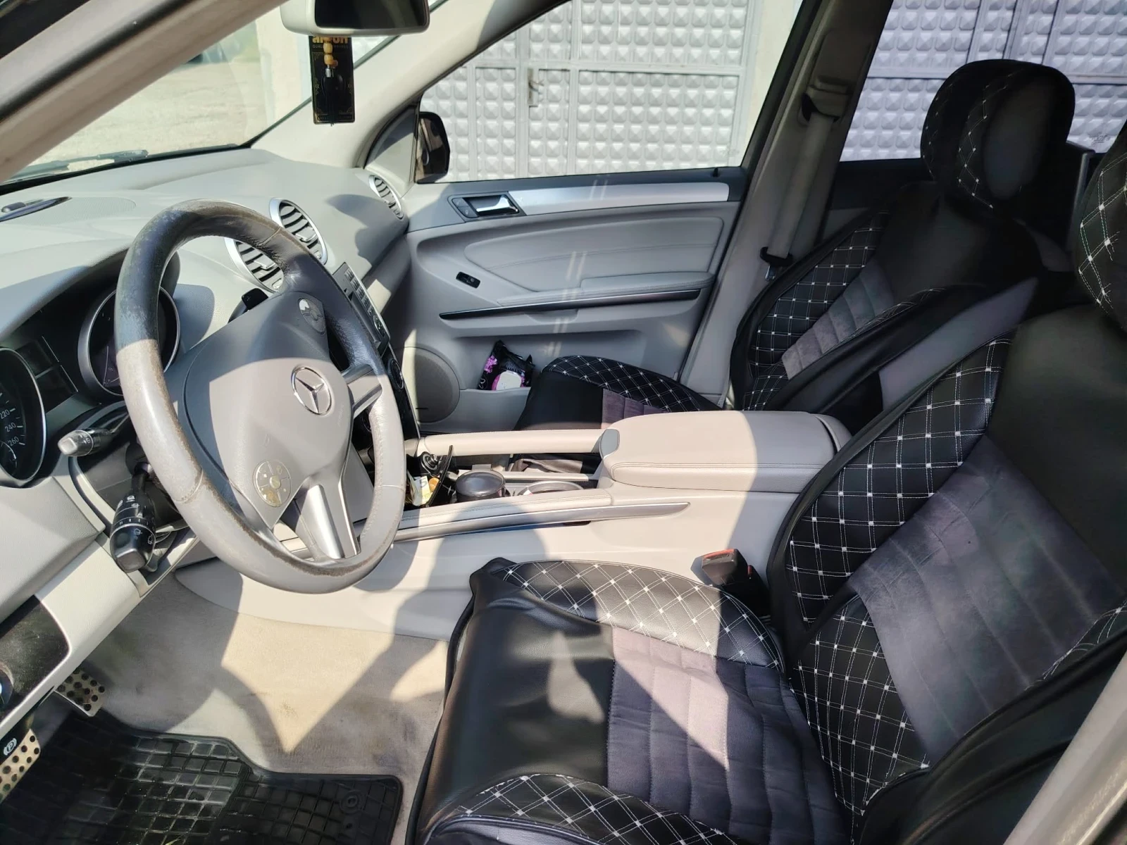 Mercedes-Benz ML 350, снимка 11 - Автомобили и джипове - 54824501