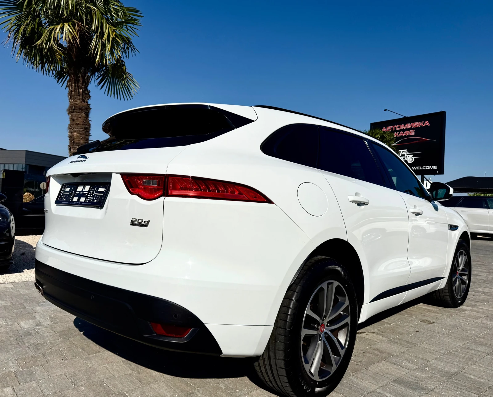 Jaguar F-PACE 2.0D* R-SPORT, снимка 6 - Автомобили и джипове - 55108020