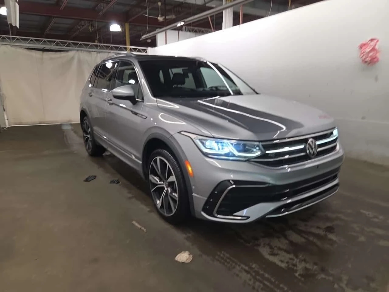 VW Tiguan * HIGHLINE R LINE * CARFAX * FENDER * ��������� *  | Mobile.bg � ����������� 2