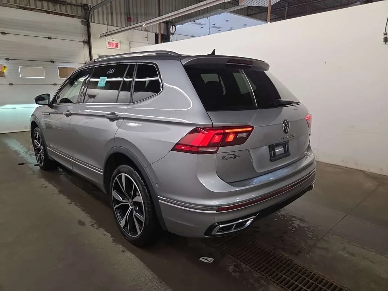 VW Tiguan * HIGHLINE R LINE * CARFAX * FENDER * ��������� *  | Mobile.bg � ����������� 4