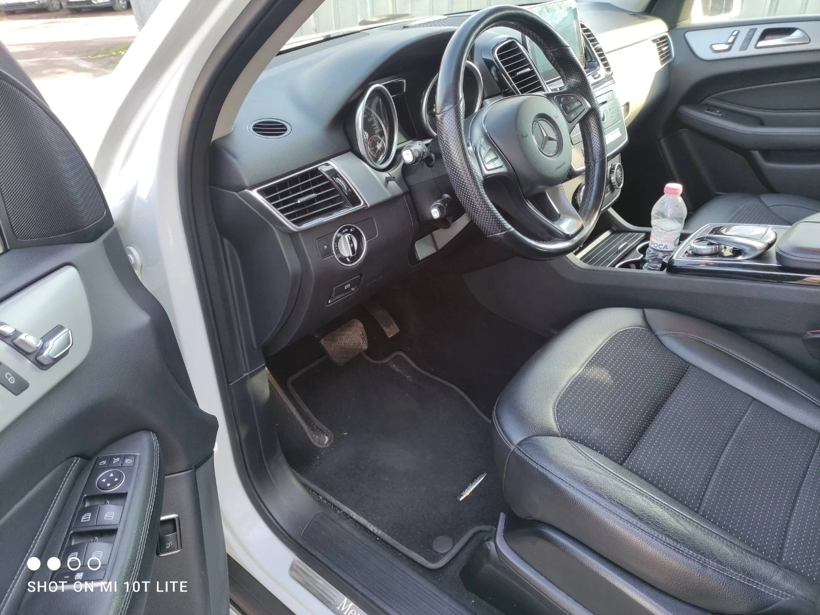 Mercedes-Benz GLE 250 * ТОП* РЕАЛНИ КИЛОМЕТРИ* , снимка 6 - Автомобили и джипове - 55713369