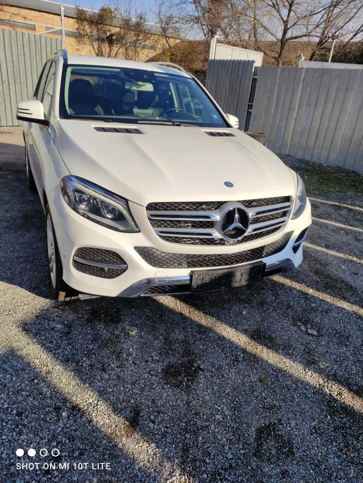 Mercedes-Benz GLE 250 * ТОП* РЕАЛНИ КИЛОМЕТРИ* , снимка 2 - Автомобили и джипове - 55713369