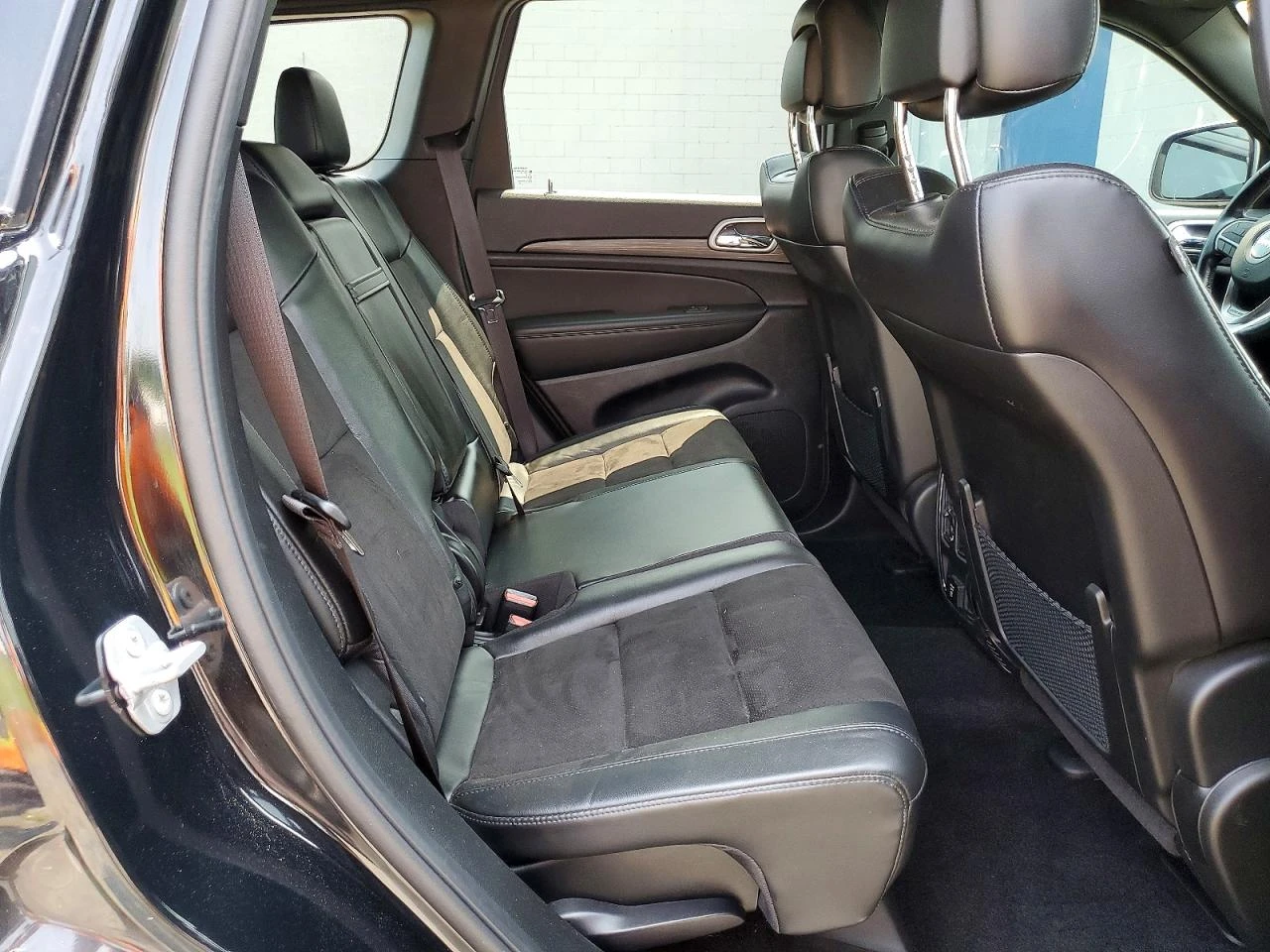 Jeep Grand cherokee 3.6l Laredo E, снимка 11 - Автомобили и джипове - 55802283