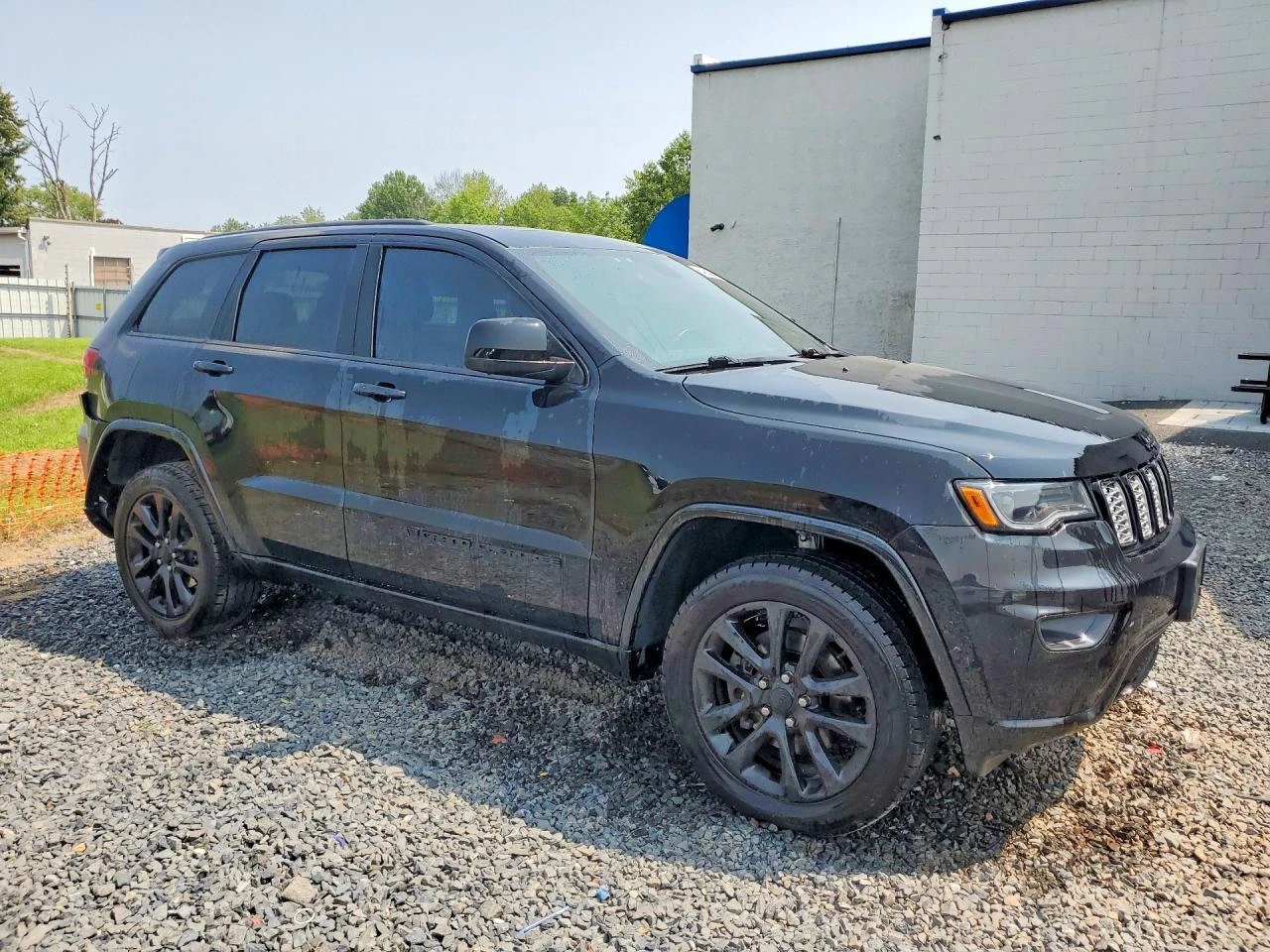 Jeep Grand cherokee 3.6l Laredo E, снимка 4 - Автомобили и джипове - 55802283