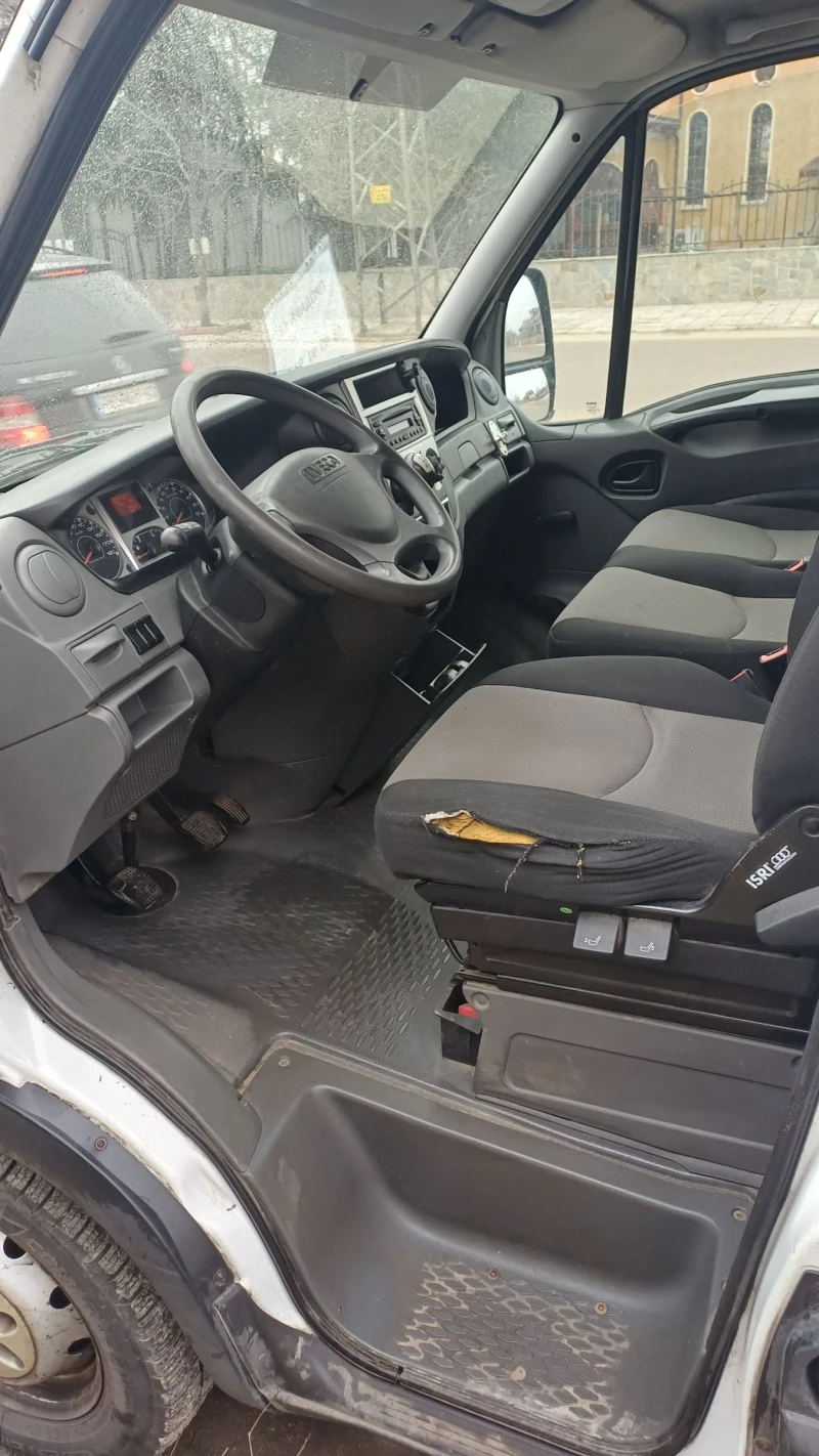 Iveco 35c13 130кс. Без ръжда!, снимка 8 - Бусове и автобуси - 53496994