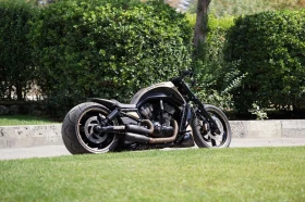 Harley-Davidson V-Rod, снимка 1
