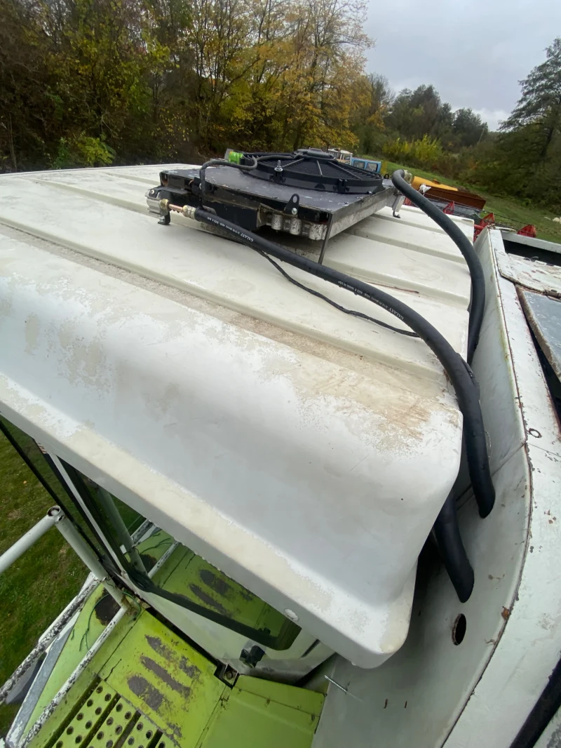 Комбайн Claas Dominator 98, снимка 11 - Селскостопанска техника - 52331387