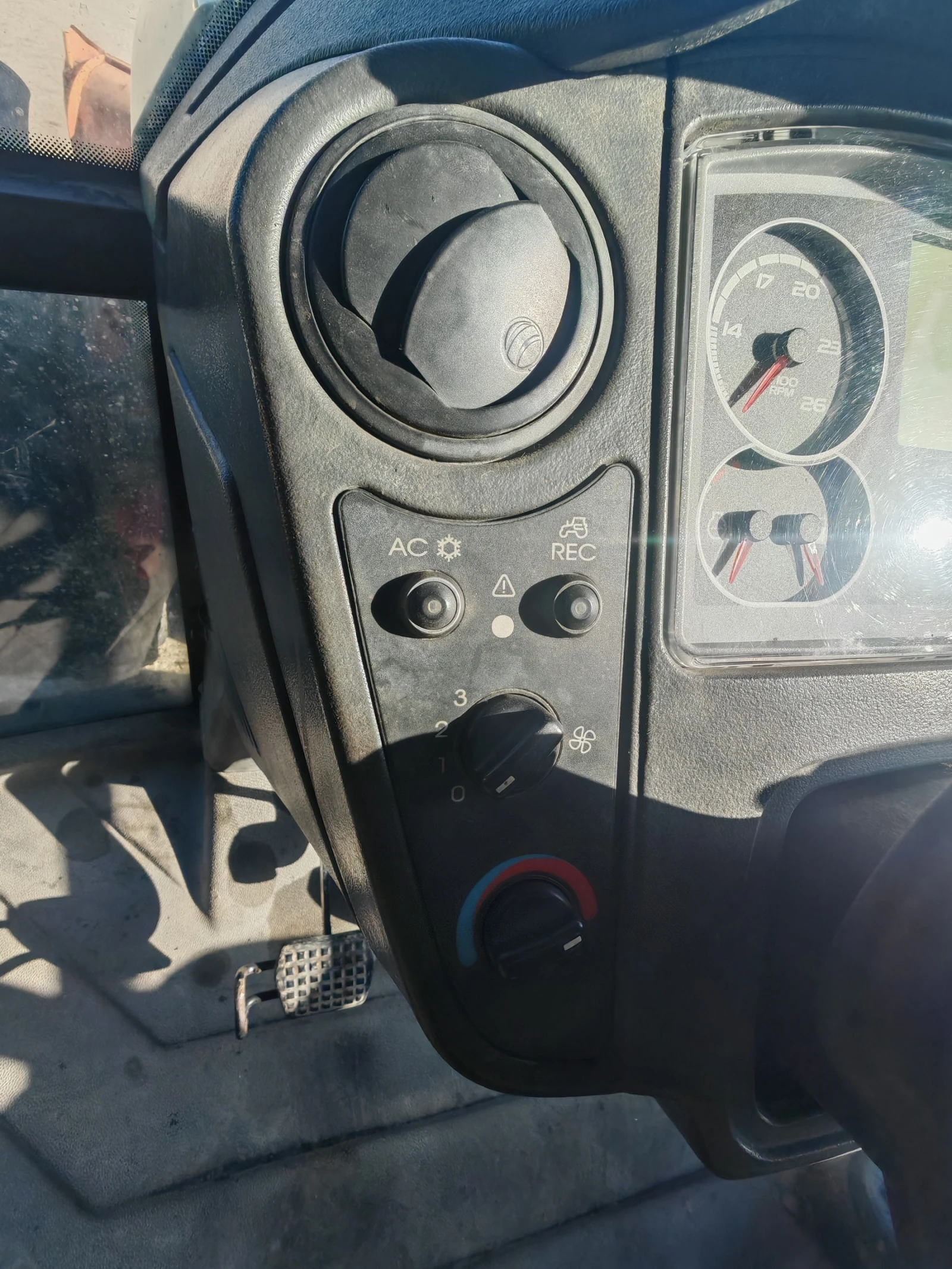  Claas Axos 340 | Mobile.bg   12