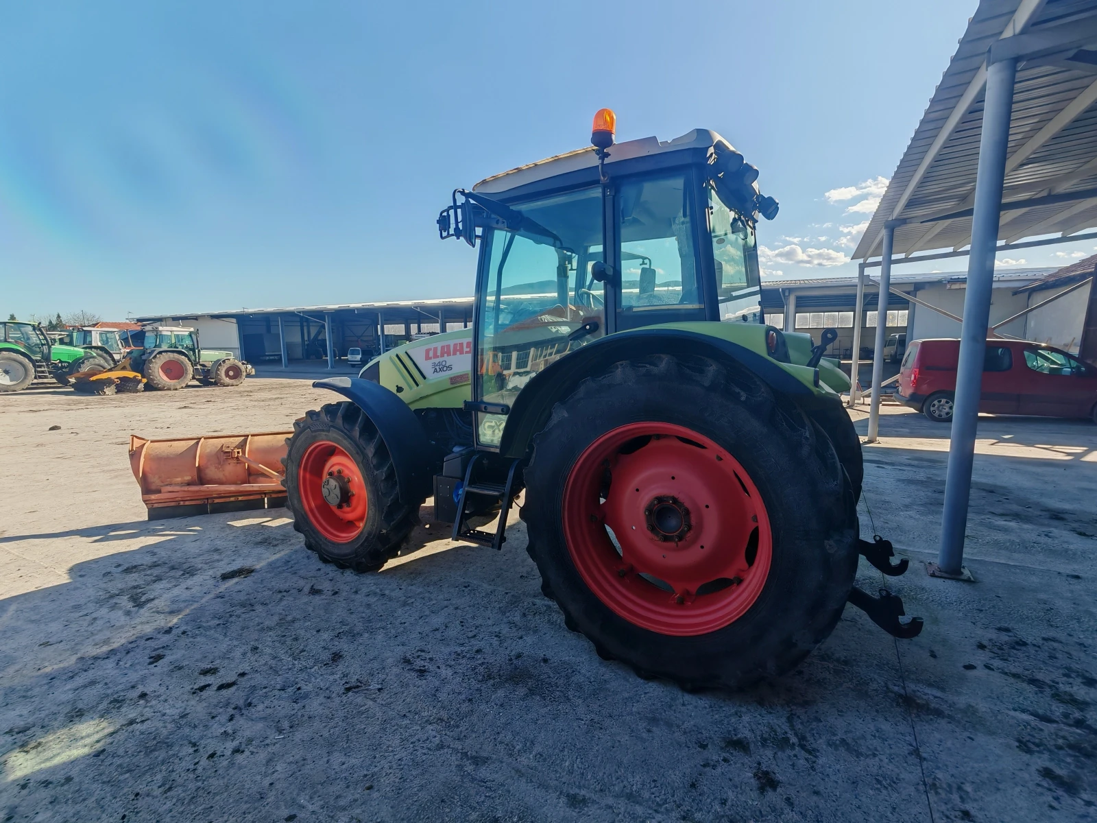 Трактор Claas Axos 340 - изображение 10