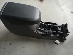 Подлакатник Ford Kuga 2010г , снимка 4