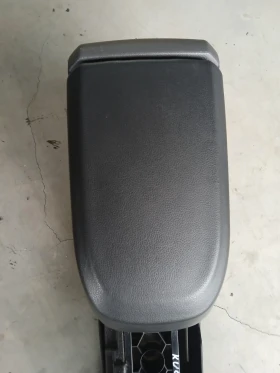 Подлакатник Ford Kuga 2010г , снимка 2