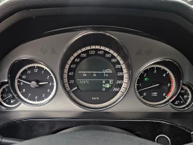 Mercedes-Benz E 350 AMG/4MATIC/DISTR/ПОДГРЕВ/ОБДУХ/МАСАЖИ/HARMAN/LIZIN, снимка 8