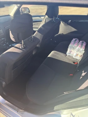 Mercedes-Benz C 220, снимка 10