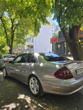 Mercedes-Benz E 320, снимка 1