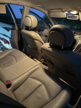 Mercedes-Benz E 320, снимка 7