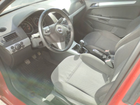 Opel Astra 1.3 cdti, снимка 7 - Автомобили и джипове - 44873158