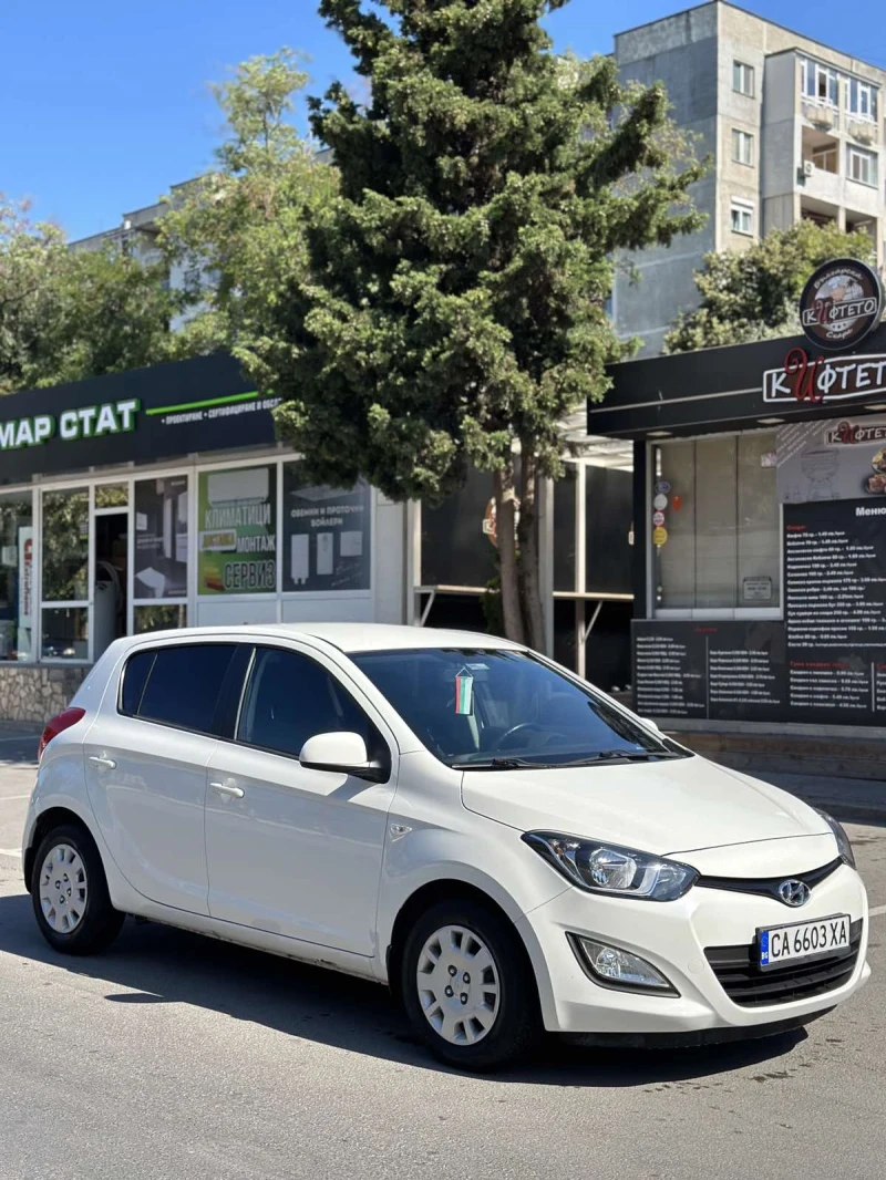 Hyundai I20 1.1 crdi, снимка 2 - Автомобили и джипове - 49606628