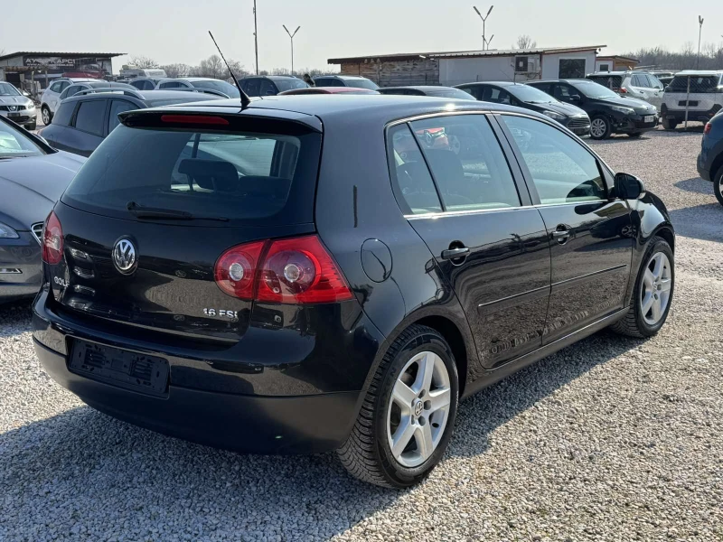 VW Golf 1.6FSI, снимка 4 - Автомобили и джипове - 49026678