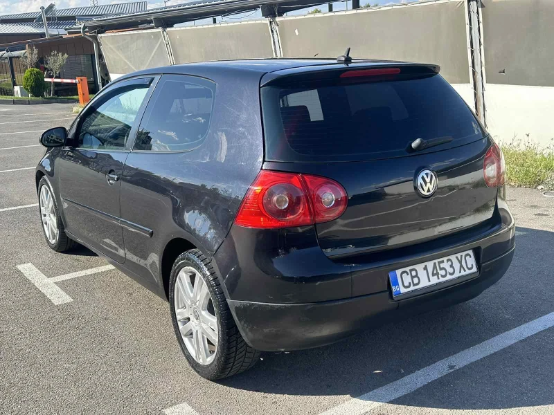 VW Golf 2.0 TDI, снимка 6 - Автомобили и джипове - 49134336