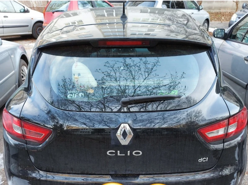 Renault Clio, снимка 2 - Автомобили и джипове - 49445402