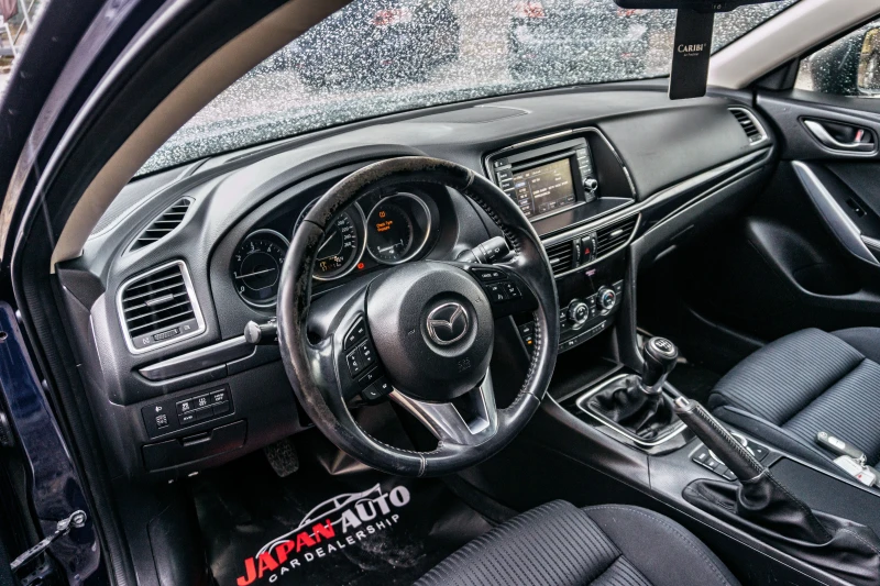 Mazda 6 2.2D МНОГО ДОБРО СЪСТОЯНИЕ!!!, снимка 9 - Автомобили и джипове - 51754471