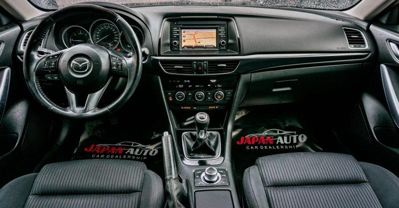 Mazda 6 2.2D МНОГО ДОБРО СЪСТОЯНИЕ!!!, снимка 10 - Автомобили и джипове - 51754471