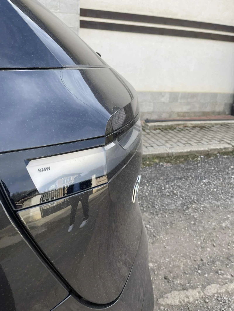 BMW iX IX40 , снимка 6 - Автомобили и джипове - 52656581