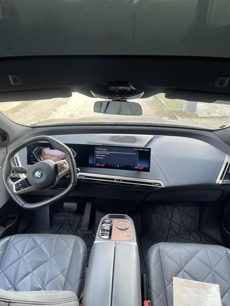 BMW iX IX40 , снимка 7 - Автомобили и джипове - 52656581