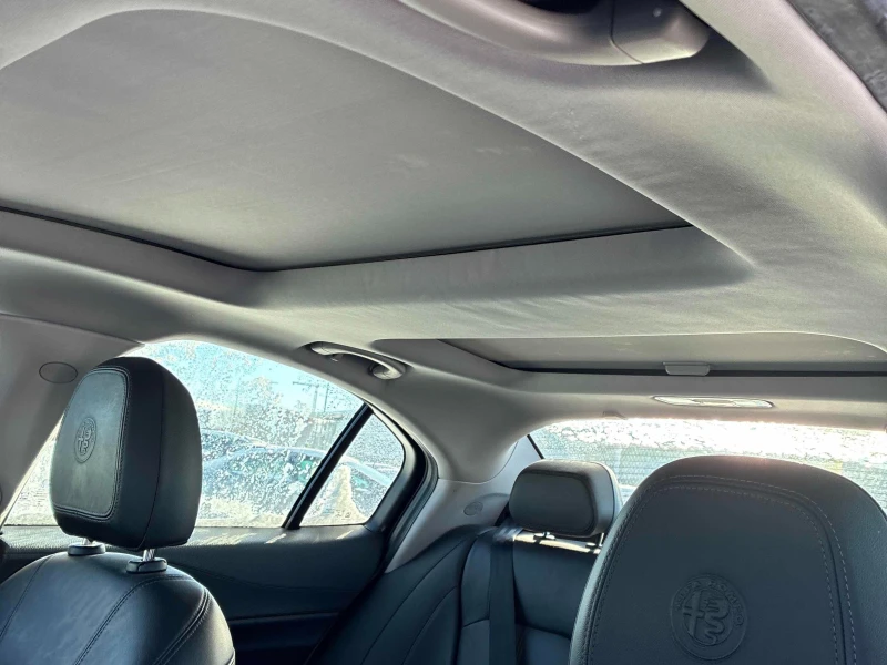 Alfa Romeo Giulia * * CARFAX * * АВТО КРЕДИТ * * , снимка 13 - Автомобили и джипове - 52698485