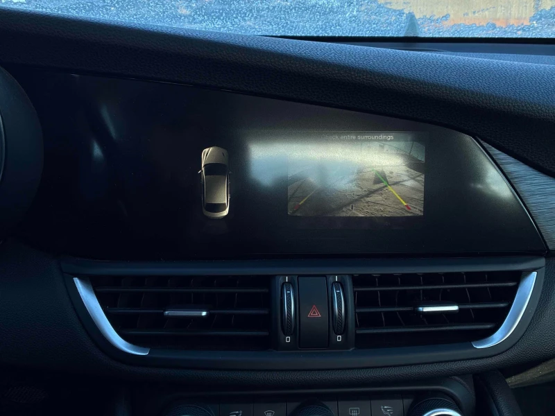 Alfa Romeo Giulia * * CARFAX * * АВТО КРЕДИТ * * , снимка 10 - Автомобили и джипове - 52698485