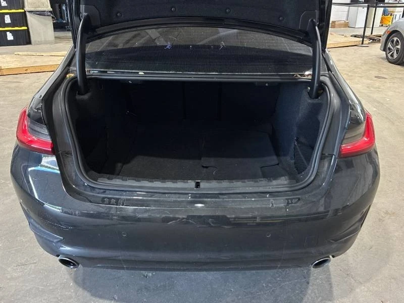 BMW 330 * xDrive * 2 КЛЮЧА * CARFAX * , снимка 17 - Автомобили и джипове - 56293959