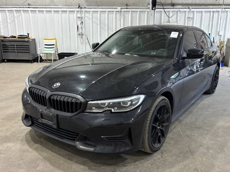 BMW 330 * xDrive * 2 КЛЮЧА * CARFAX * 