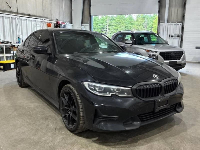 BMW 330 * xDrive * 2 КЛЮЧА * CARFAX * , снимка 3 - Автомобили и джипове - 56293959
