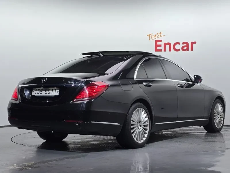 Mercedes-Benz S 350 BLUETEC 4 MATIC, снимка 2 - Автомобили и джипове - 56294152