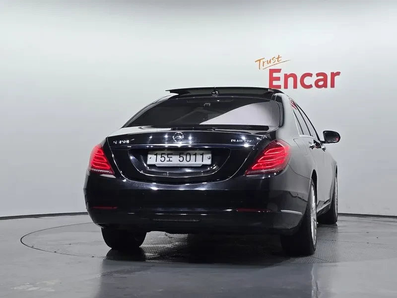 Mercedes-Benz S 350 BLUETEC 4 MATIC, снимка 4 - Автомобили и джипове - 56294152