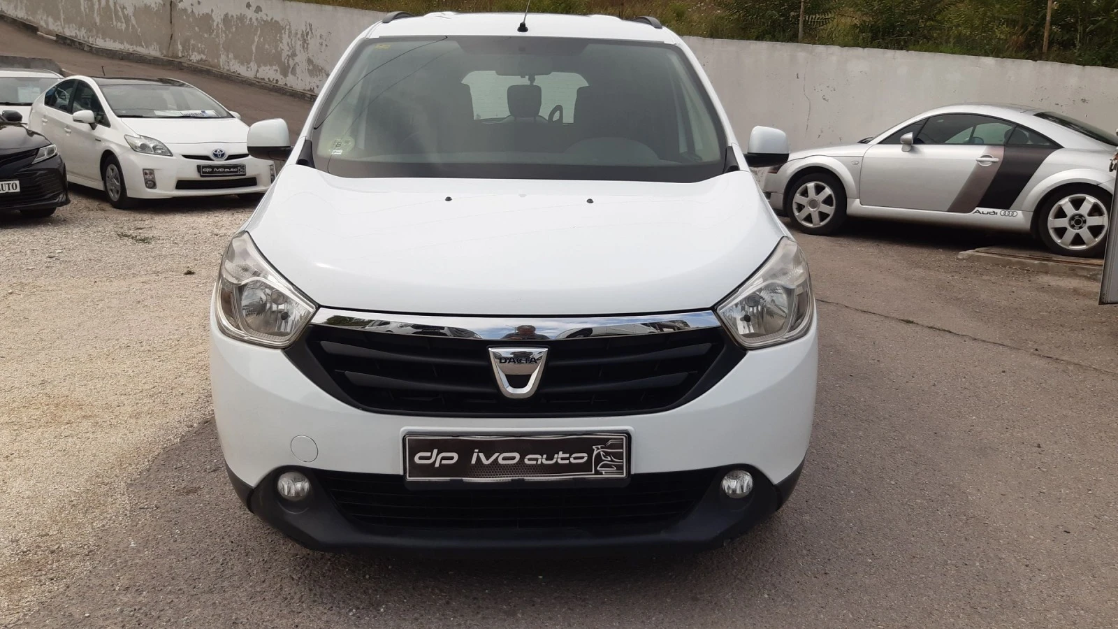 Dacia Lodgy 1.5DCI * КЛИМА* ТОП ЦЕНА* ВНОС*  - изображение 8