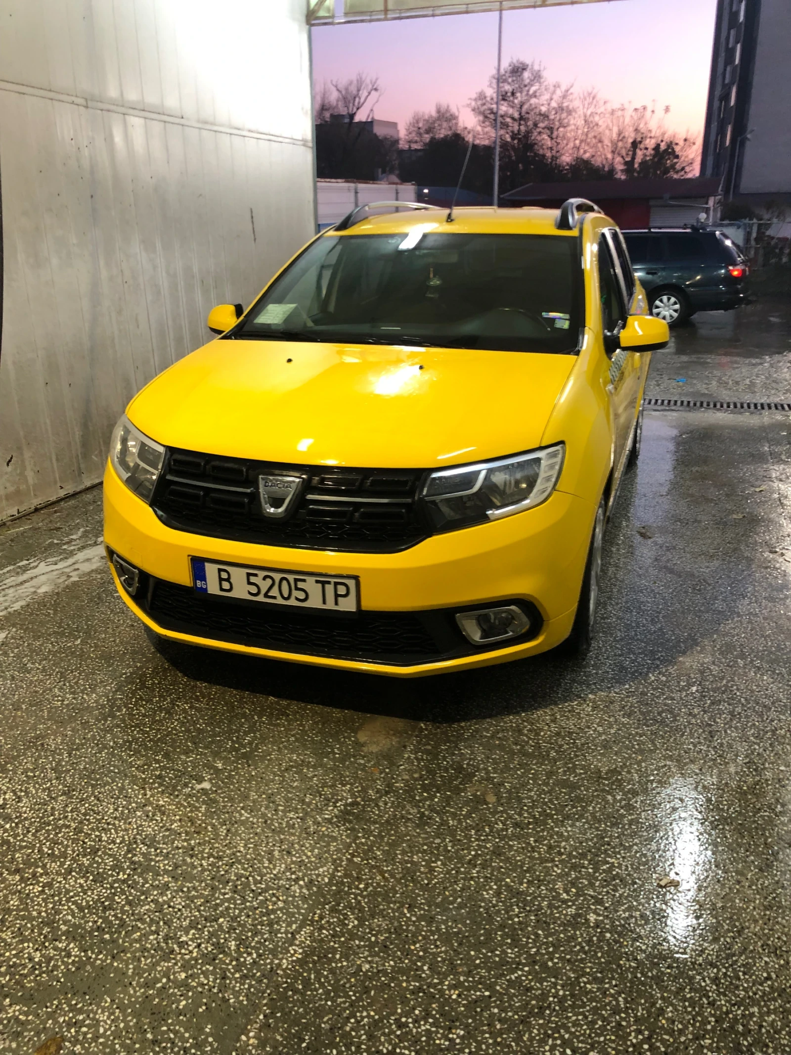 Dacia Logan АВТОМАТИК 1.5dci - изображение 2