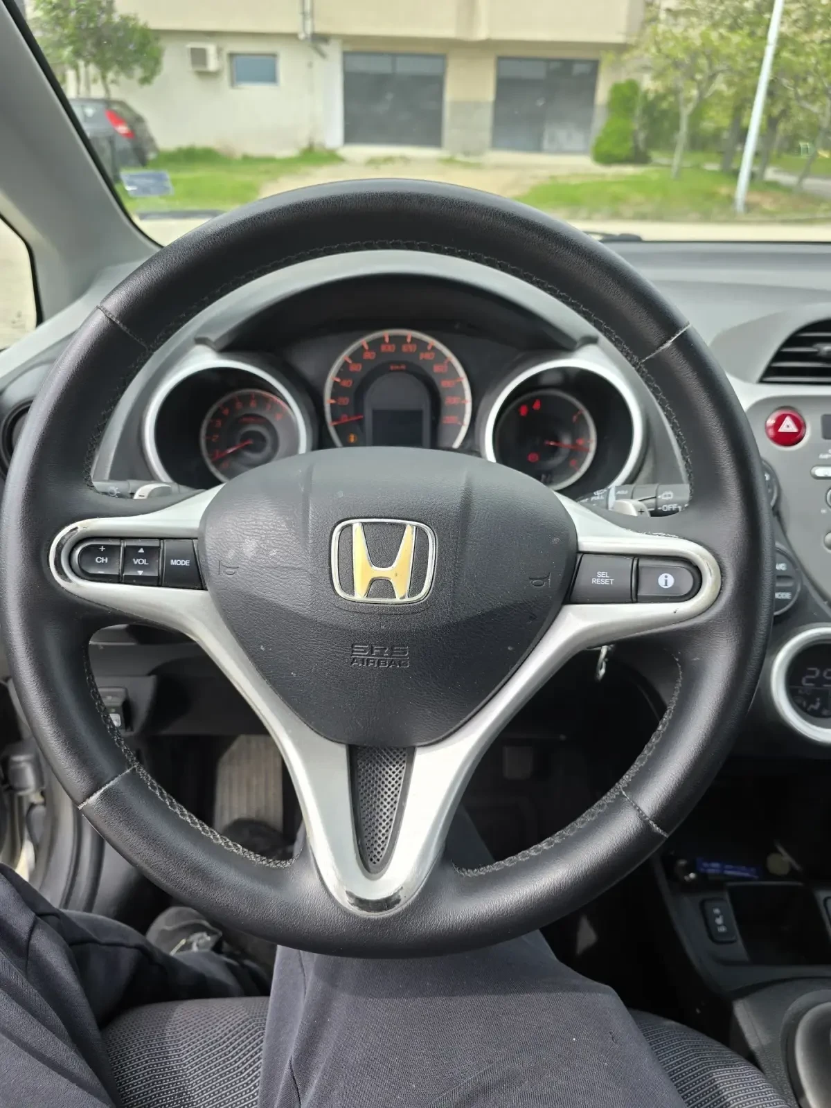 Honda Jazz  - изображение 7
