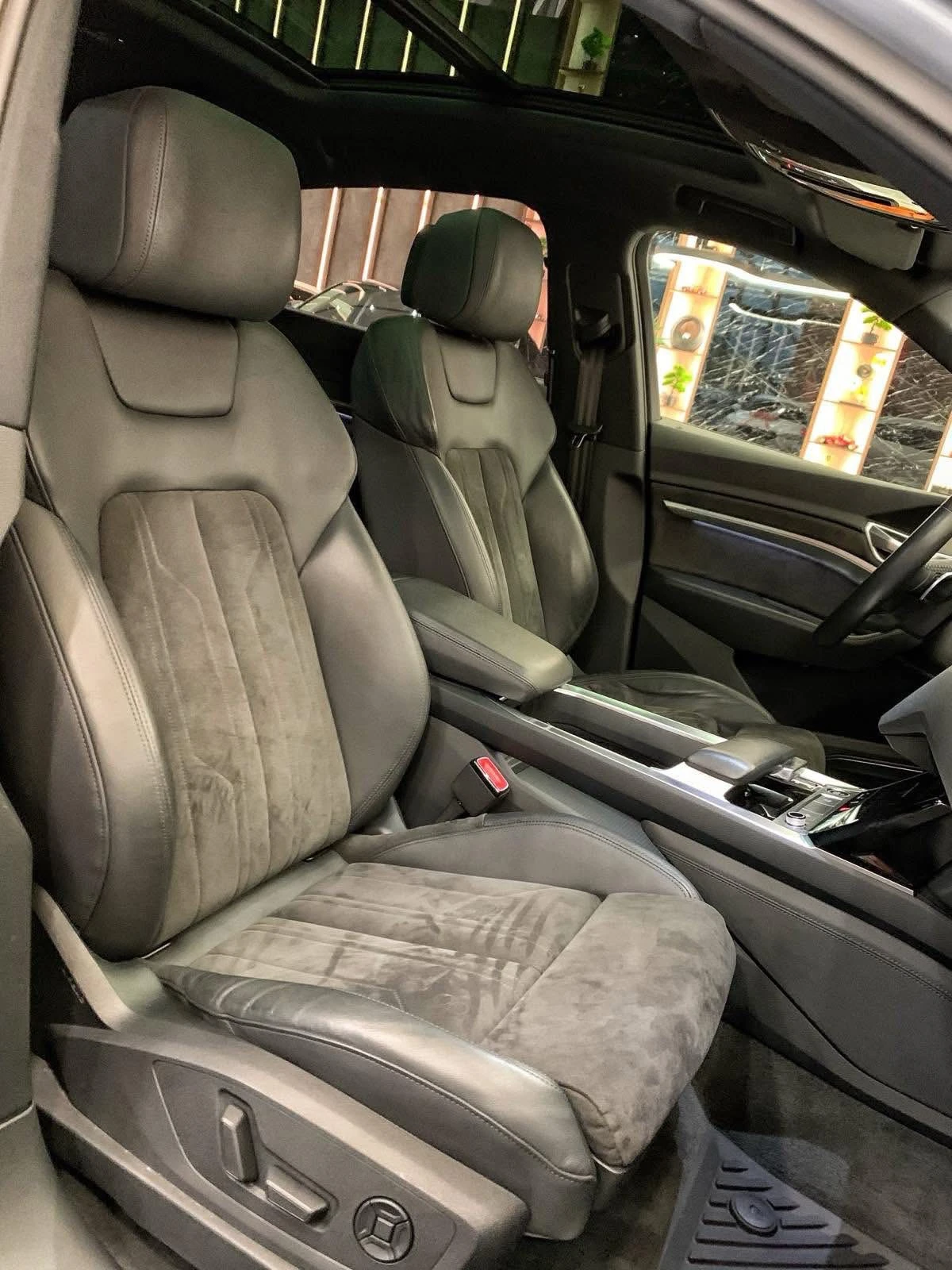 Audi E-Tron 55 QUATTRO | Mobile.bg   14