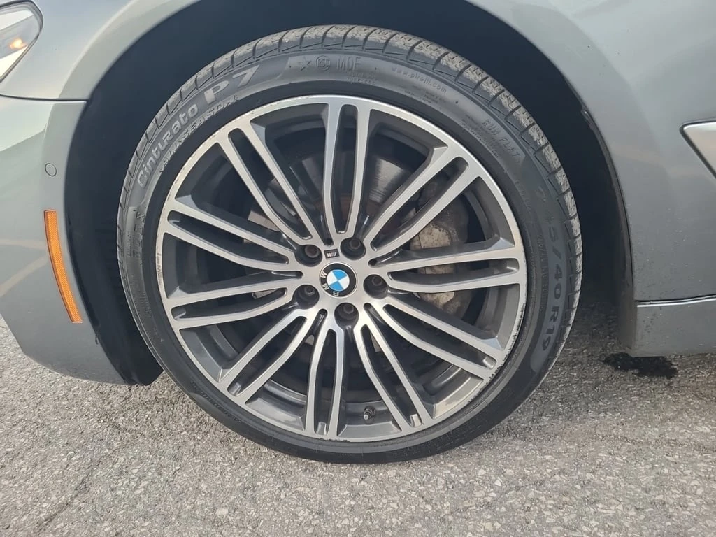 BMW 530 * 530I XDRIVE * CARFAX *    | Mobile.bg   6