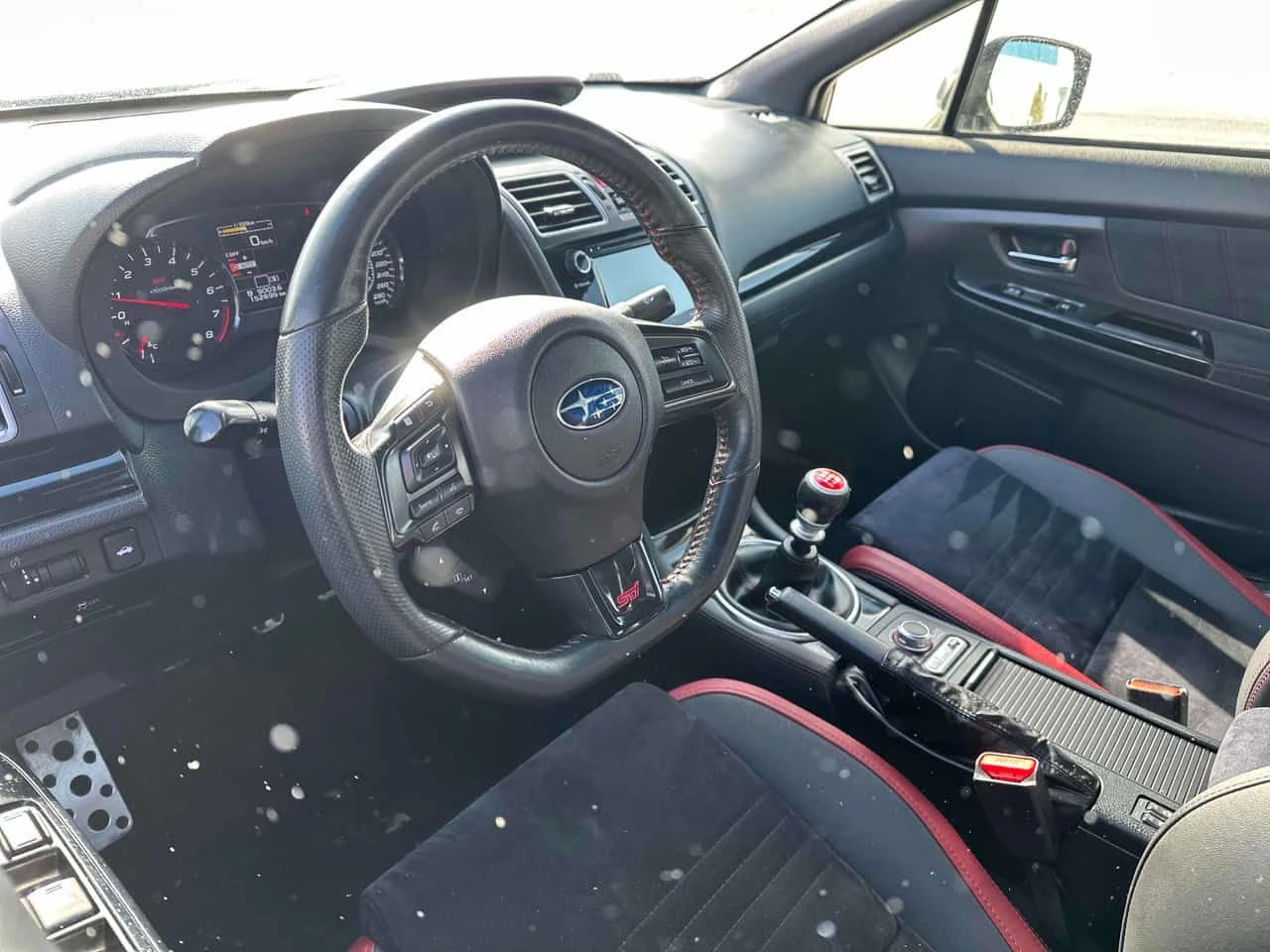 Subaru WRX * STI * ПОДГРЕВ* KEYLESS*  - изображение 5