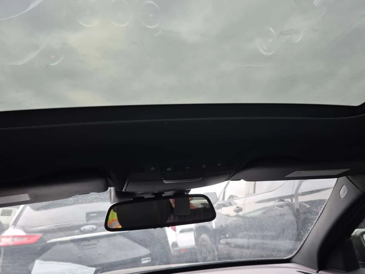 Mercedes-Benz C 43 AMG  CARFAX/CAMERA/ PANO/NAVI/LED/BURMESTER, снимка 12 - Автомобили и джипове - 53818196