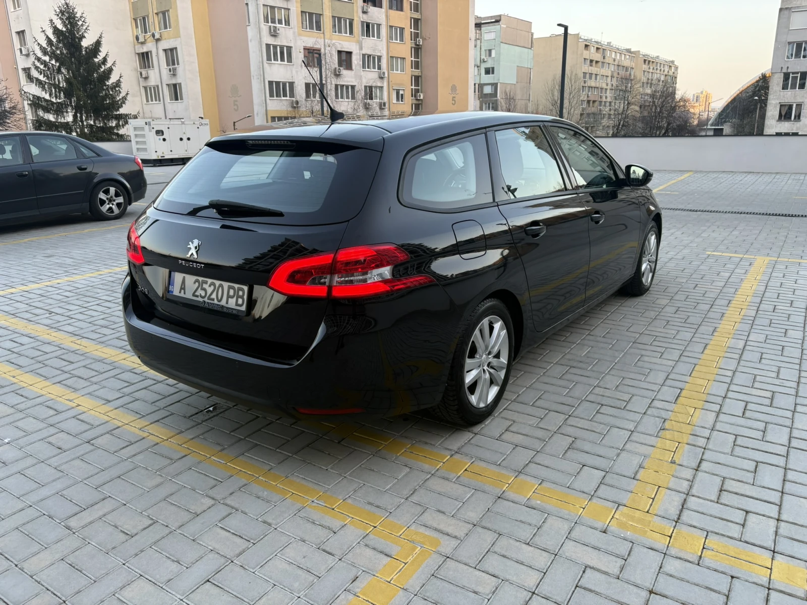 Peugeot 308, снимка 6 - Автомобили и джипове - 53829545