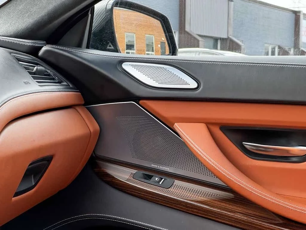 BMW 650 * Individual/B&O sound/M package/Night vision/Mass, снимка 13 - Автомобили и джипове - 53890088