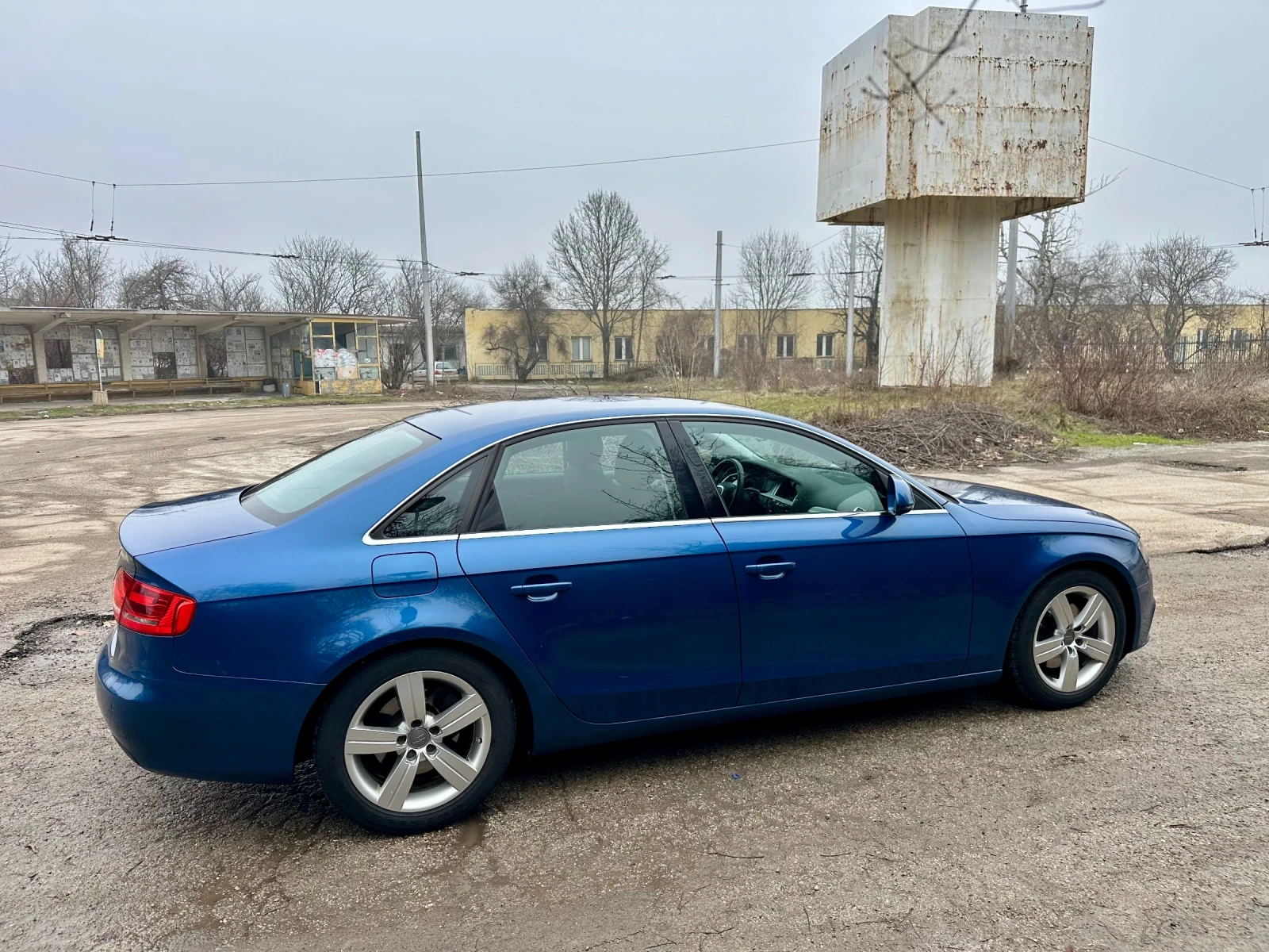 Audi A4 1.8T, снимка 4 - Автомобили и джипове - 54324979